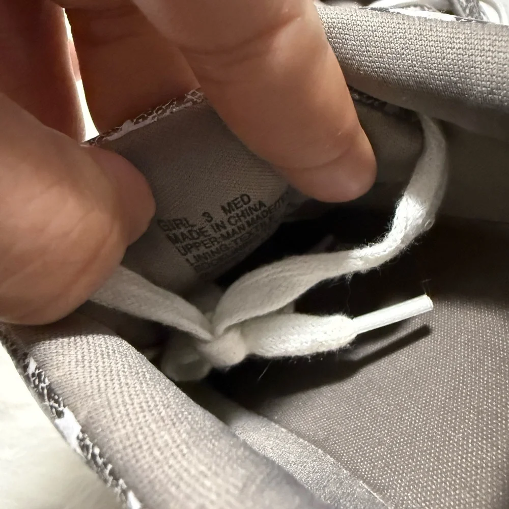 SO Kids Sneakers with Star Pattern - Gray and White